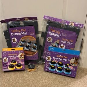 Hunger for Words Talking Pet Button Set